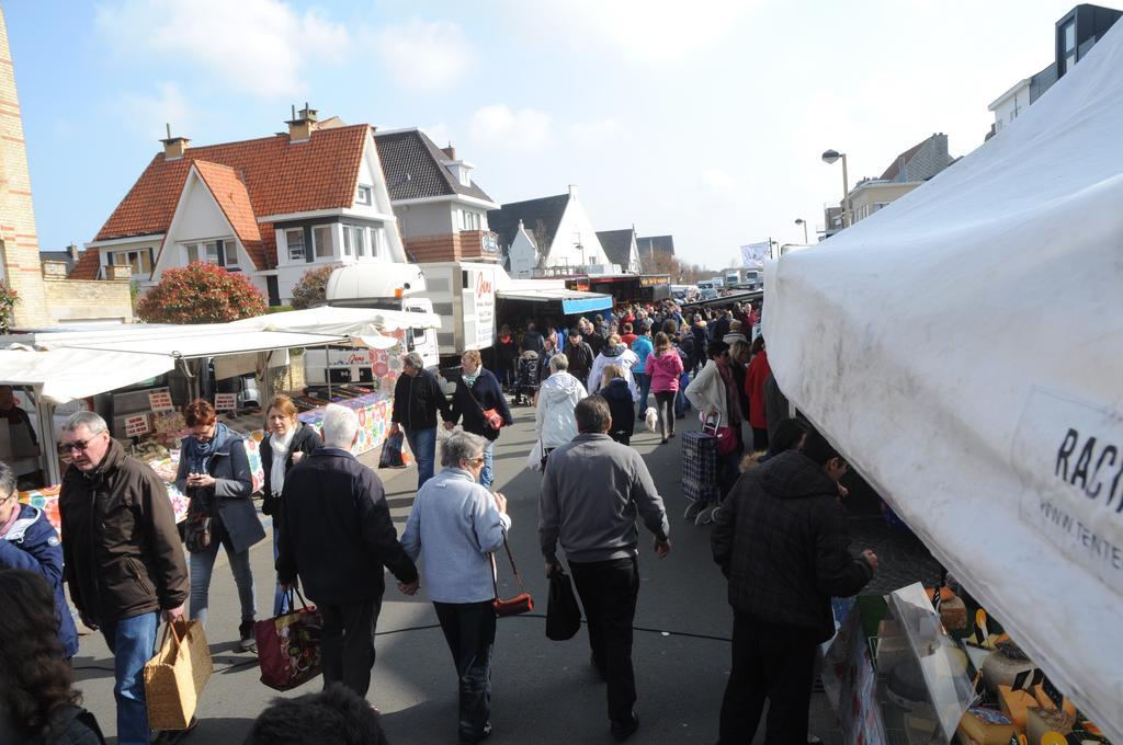 Hotel Logies Het Maantje De Panne Exterior foto